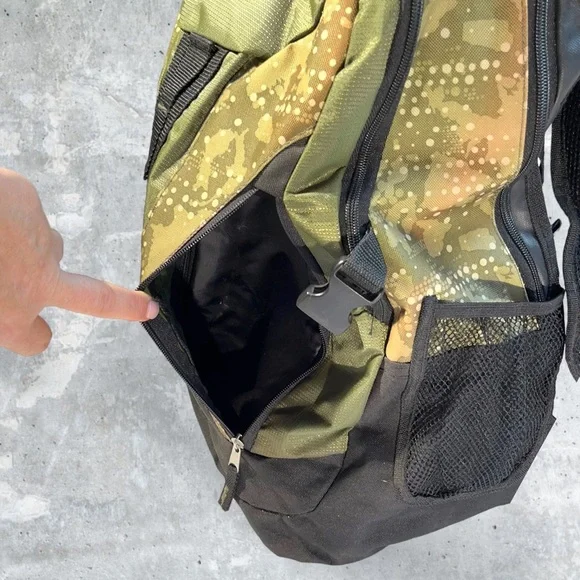 Green Camouflage Backpack Camo - Picture 7 of 16